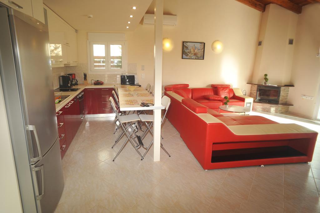 Villa Poulades ゴウヴィア 部屋 写真