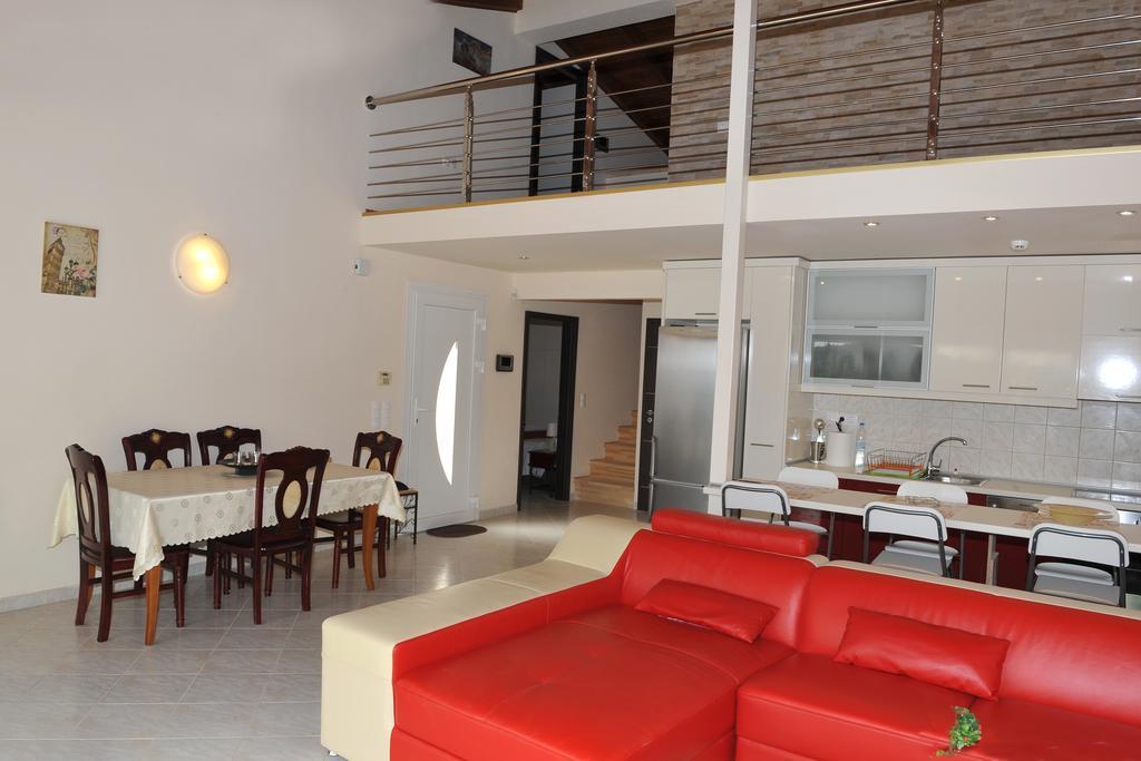 Villa Poulades ゴウヴィア 部屋 写真
